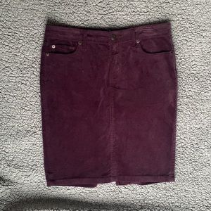 Gap skirt - size 2 or 6